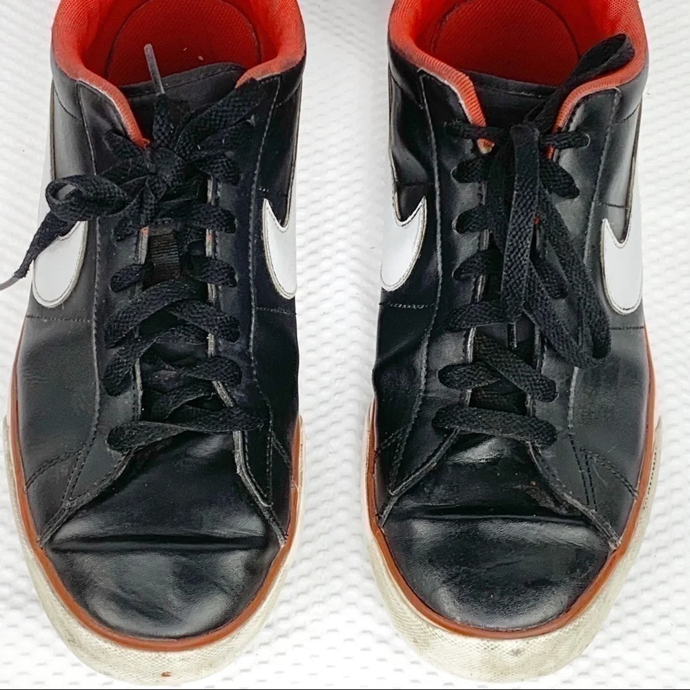 NIKE Shoes-Fair Condition Leather Upper Red/Black - Picture 3 of 8